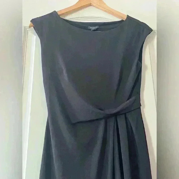 Ann Taylor Rich Black Knee Length Dress Size XS - Picture 3 of 9